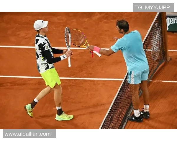 重庆网球队与南京网球队赛后复盘分析双方配合与战术执行的关键因素